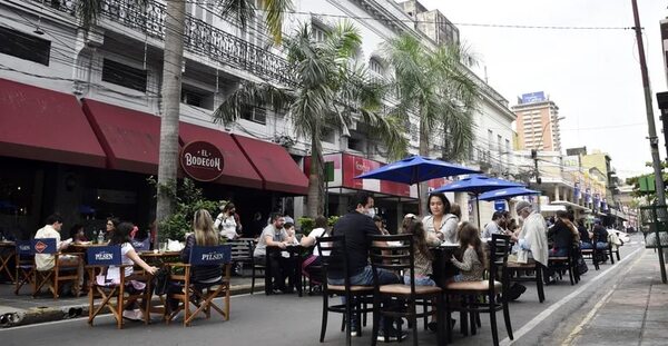 Cierran calles en Asunción e invitan a aprovechar el fin de semana para comer al aire libre - Nacionales - ABC Color