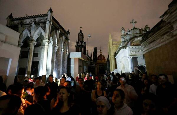 Diario HOY | Último tour por la necrópolis de Asunción del 2022