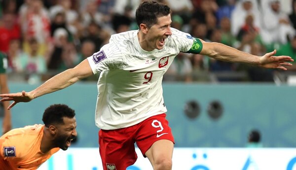Polonia se impone a Arabia y multiplica la presión para Argentina
