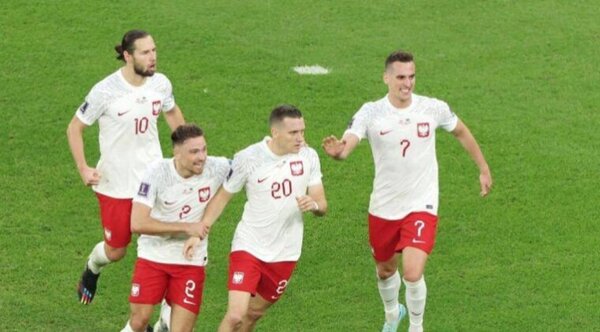 Polonia vence 2-0 a Arabia Saudita y lidera el grupo de Argentina y México - Radio Imperio