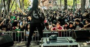 La Nación / Vuelve el Metal Feria Fest en la Plaza Uruguaya