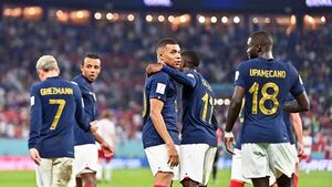 Francia gana y sella su clasificación a octavos