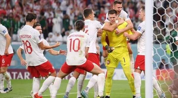 ¿Adiós a los Rolls-Royce? Arabia Saudita cayó ante Polonia y son blancos de memes