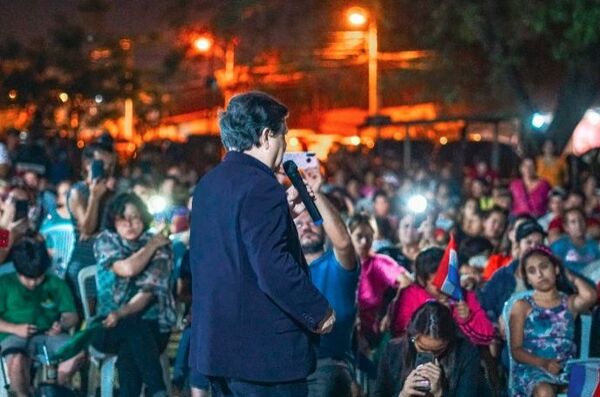 Euclides homenajeó a las mujeres y llamó a los jóvenes a hacer política