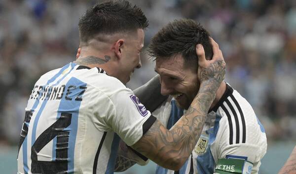 Messi revive a la sele curepa y deja al borde del nocáut a "charros"