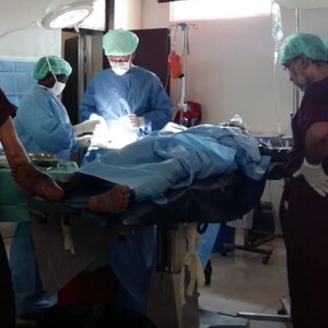 Diario HOY | Vecinos en modo pelea, uno termina sin vida, acuchillado