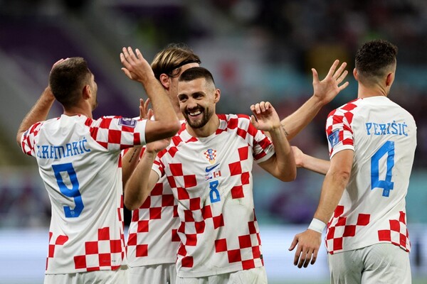 Diario HOY | Croacia reacciona con goleada y elimina a Canadá del Mundial