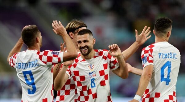 Croacia reacciona con goleada y elimina a Canadá del Mundial
