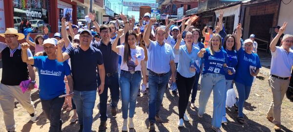 Martin Burt afirma que el Cambio Total se inicia ganando elecciones y no participando siempre para perder