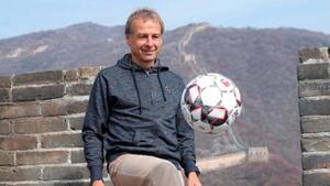 La Federación de Irán pidió la salida del alemán Klinsmann del Grupo Técnico de FIFA