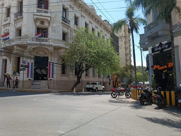 Conajzar certificó a local que operaría tragamonedas de forma clandestina - Economía - ABC Color