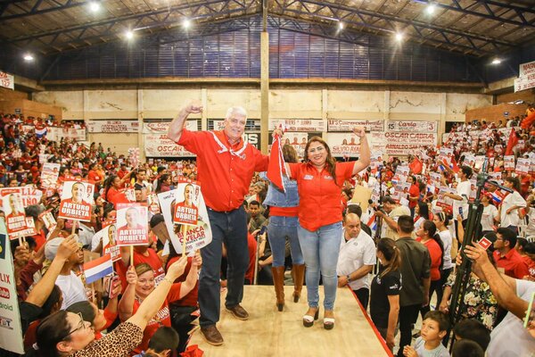 Wiens anuncia que gobernará desde las calles y no desde una oficina - El Trueno