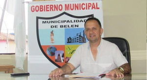 Ordenan captura del exintendente de Belén - Noticiero Paraguay
