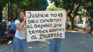 Madre de Fretes Laterra sostiene que no hay testigos que incriminen a su hijo - Nacionales - ABC Color