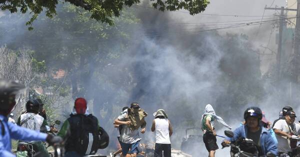 La Nación / Bolivia: suspenden protestas en Santa Cruz tras aprobación de censo