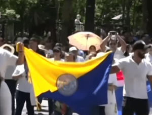 UNA declara paro de dos días: docentes y estudiantes marchan por un mejor presupuesto · Radio Monumental 1080 AM