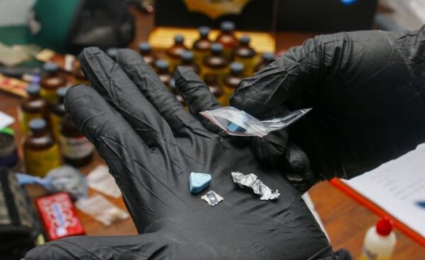Fiscalía acusó a mujer por tenencia y comercialización de drogas