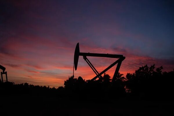 “Hay que esperar ver lo que ocurra en diciembre”, dice experto sobre el petróleo - Nacionales - ABC Color