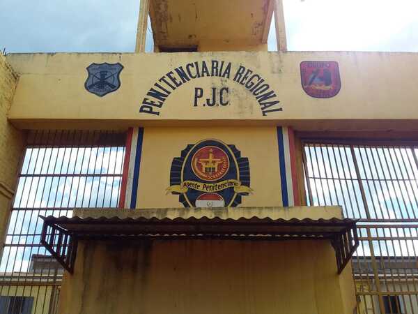 Niegan permiso de atención médica para recluso imposibilitado de caminar, afirman familiares - Radio Imperio