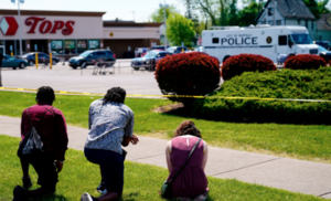 Diario HOY | Adolescente se declara culpable de matanza racista en supermercado en EEUU