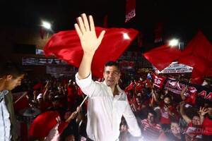Cierre de campaña de Honor Colorado en el Fomento de Barrio Obrero contó con miles de seguidores