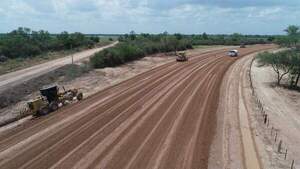 Lluvias dinamizan los trabajos de la Ruta de la Leche con un avance de obra superior al 30%