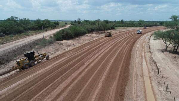 Lluvias dinamizan los trabajos de la Ruta de la Leche con un avance de obra superior al 30%