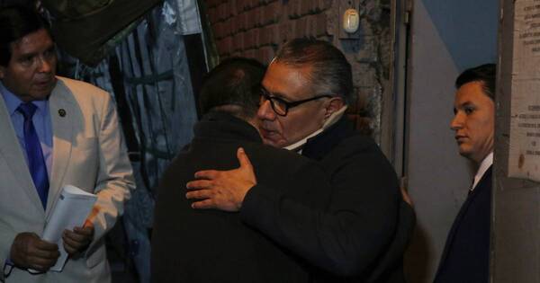 La Nación / Exvicepresidente de Ecuador condenado por corrupción salió en libertad
