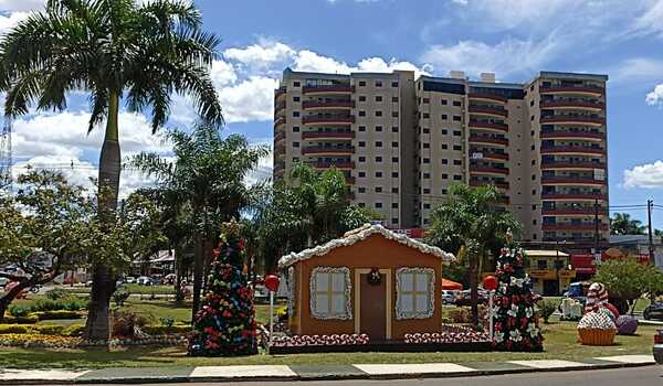 Encendido de luces navideñas se realiza este sábado en CDE - La Clave