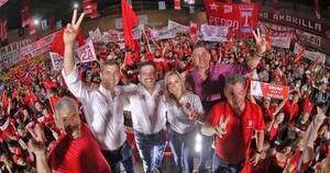 La Nación / Peña insta a los colorados a no bajar los brazos para despedir al “gobierno más corrupto”