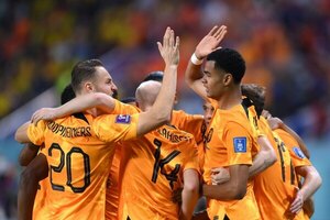 Países Bajos con el pase a octavos del Mundial al alcance de la mano