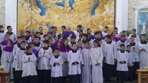 Hernandarias con nuevos monaguillos