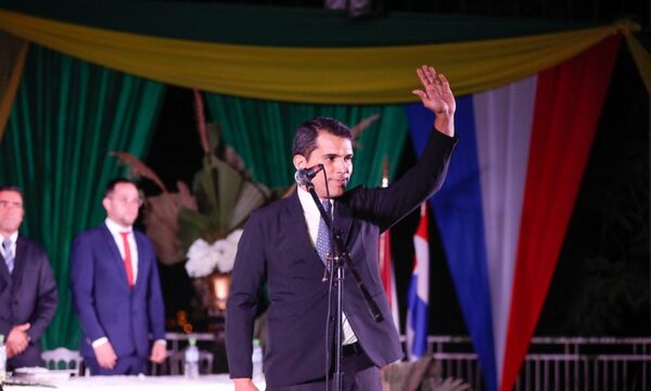 Roque Godoy pide préstamo para pago de salarios y aguinaldo de funcionarios municipales