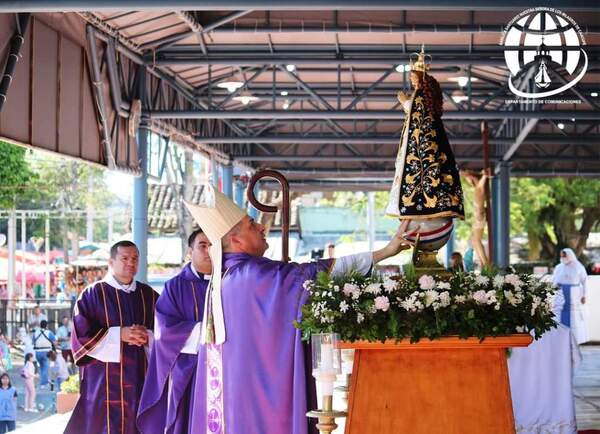Segundo día de novenario abordó «realidades que preocupan a las familias paraguayas» •
