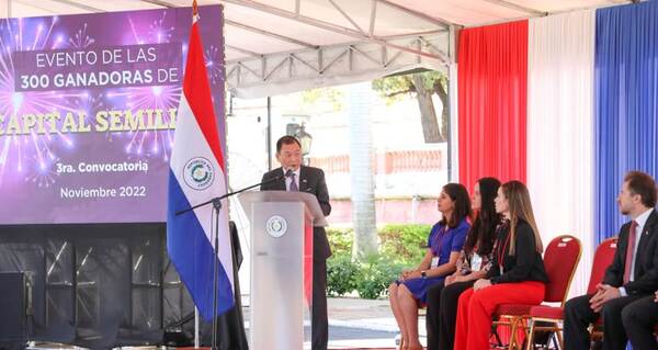 300 emprendedoras recibieron capital semilla para fortalecer sus negocios