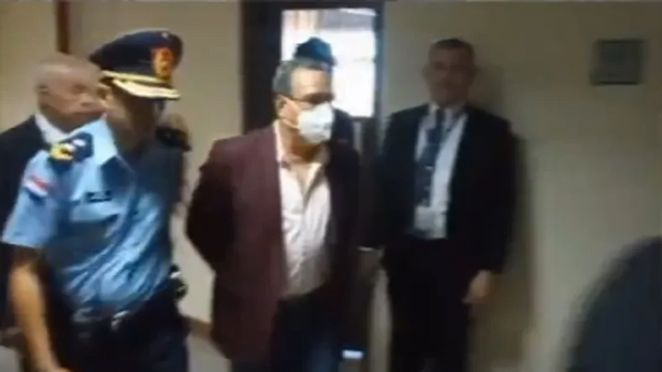 Hugo Javier González seguirá con prisión domiciliaria - Noticiero Paraguay