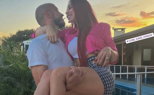 Pelotero trajo a su novia mexicana a conocer Paraguay
