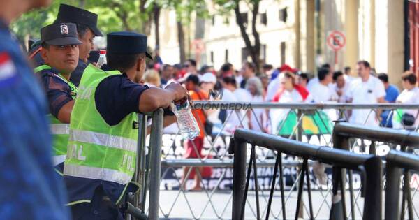 La Nación / UNA en paro: rectora resalta importancia de la educación de calidad y pide aprobar presupuesto