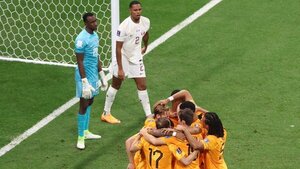 Países Bajos despide a Qatar con una nueva derrota