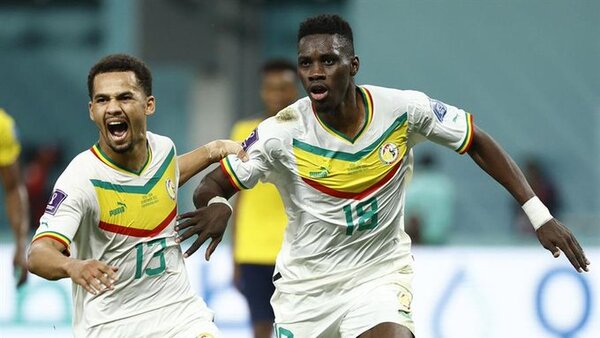 Senegal triunfa y elimina a Ecuador