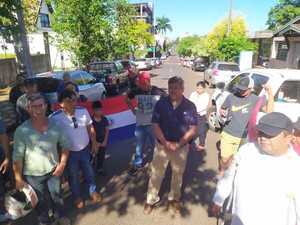 Exigen castigo para dirigente que supuestamente agredió brutalmente a un hombre