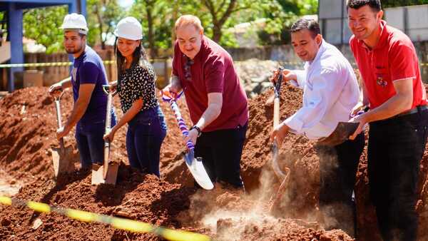 Gobernador promete más obras educativas y de comunicación para Tavapy - Noticde.com