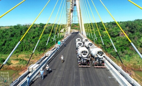 Puente de la Integración: Prueba de carga a días de inauguración