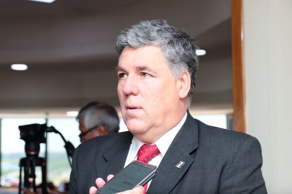 Diario HOY | Pago de indemnización a exobreros de Itaipú asestaría “golpe mortal” al Estado, afirman
