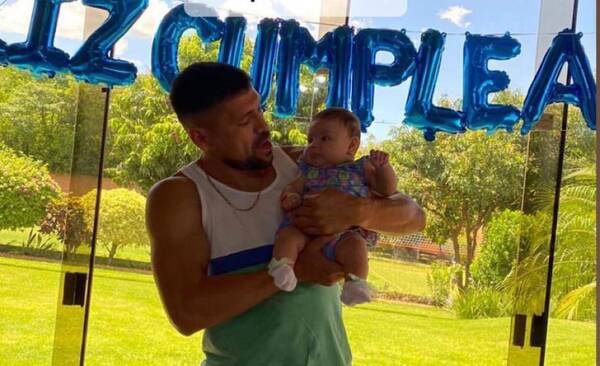 Pelotero de Cerro festejó su cumple en familia