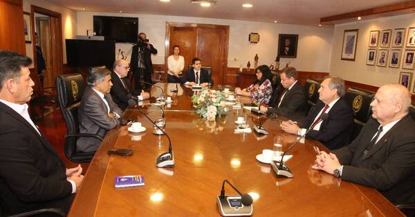 La Nación / Pleno de la Corte pidió la renuncia del ministro Antonio Fretes