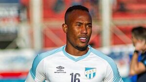 Se desmayó en pleno entrenamiento y murió al llegar al hospital