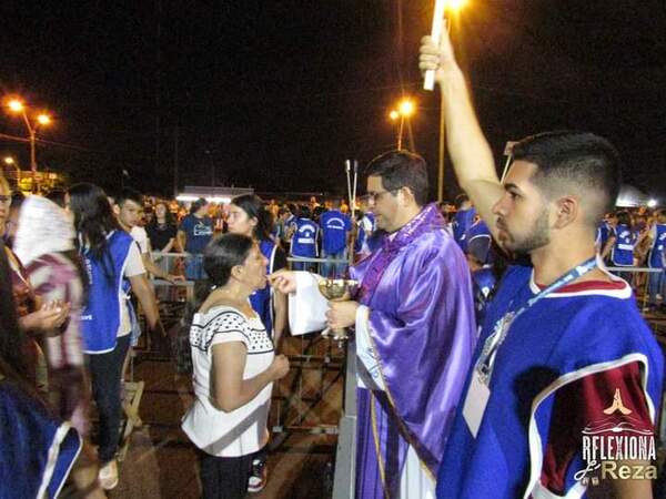 Inició el novenario en honor a la Virgen de Caacupé - Radio Imperio