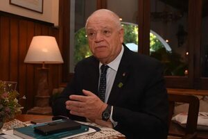 “No es admisible la acción penal para proteger el honor del funcionario público”, dice titular de la CIDH - Política - ABC Color