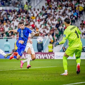 Pulisic libera y clasifica a Estados Unidos - Fútbol Internacional - ABC Color